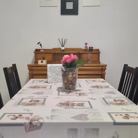 Cayetano Apartment *